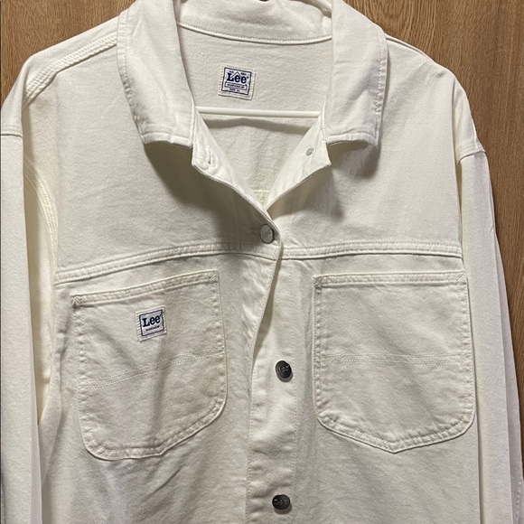 NWT- Lee Cropped White/Cream Denim Jacket - Picture 3 of 5